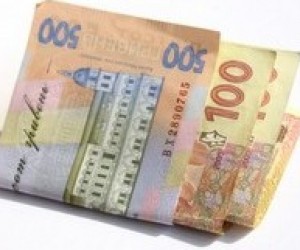 В школах країни зростають суми "благодійних внесків"