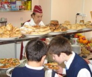 Організація харчування у київських школах контролюється столичною владою