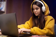 Як вибрати ноутбук для навчання та розваг?