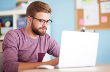 Європейський університет запрошує на курси вступників та викладачів