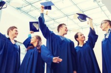 Європейський університет запрошує на безоплатне навчання