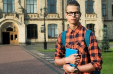 Чехія пропонує стипендії в магістратуру та докторантуру