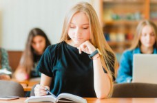 В Україні припинять вступ на «молодших бакалаврів»