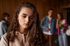 Скасування усиновлення дитини: права підлітків з 14 років