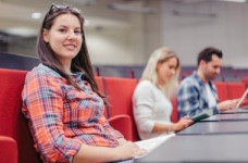 В Україні зростає кількість студентів коледжів