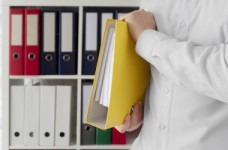 Профтехам спростили правила переоформлення ліцензії