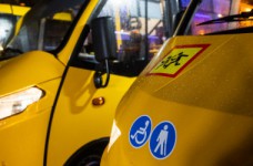 ЄС передав понад 370 автобусів для школярів