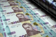 Чи отримуєте ви зарплату більшу, ніж 10 тисяч грн?