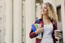 В Україні завершений набір вступників до вишів