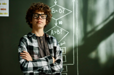 Українські учні відстають у знанні математики на півтора року