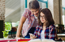 Погіршення результатів учнів з природничих наук є найменш помітним