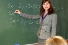 Лише кожний п`ятий українець вважає професію вчителя престижною