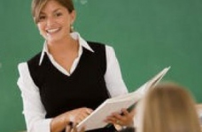 Випускникам педагогічних вузів запропонують роботу та адресну матеріальну допомогу