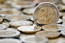 В уряді натякнули, що вчителям можуть затримати зарплати