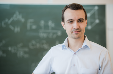 Мобілізованим освітянам скасували зарплату в закладах освіти