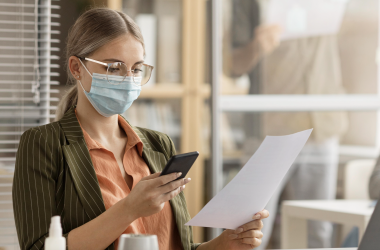 Киянам рекомендують повернутись до маскового режиму