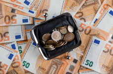 У ВР зазначають, що Україна поки обійдеться без фінансової допомоги