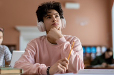 Ще один комітет ВР підтримав законопроєкт про освітні гранти