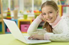 Україна отримала 2 тисячі комп’ютерів із Шотландії