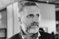 Викладач ніколи не виграє конкуренцію у смартфона на уроці