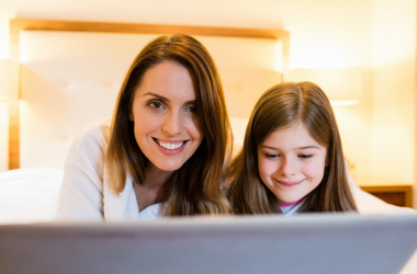 Онлайн-школа «НОВа» запрошує вчити українську мову та літературу