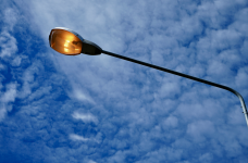 Школи і виші не використовуватимуть кондиціонери і зовнішнє освітлення