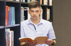 Восени аспіранти складатимуть залік з української та іноземної мов