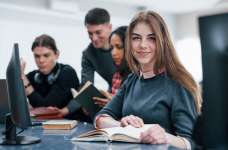 В Україні триває додаткова сесія НМТ