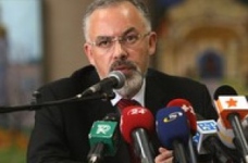 Чому ми повинні платити з державної скарбниці через нехлюя, - Д.Табачник