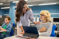 Для учителів розробили навчальні програми на основі модельних