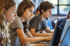 Обов'язковими в старшій школі будуть 7 навчальних предметів