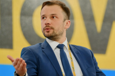 Представники МОН не відвідують Бюджетний комітет ВР, – Бабак