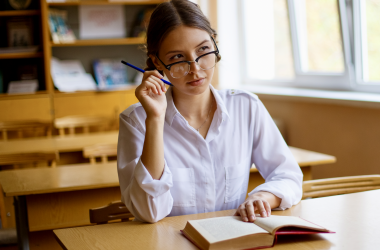 Вчительську тисячу виплачуватимуть незалежно від стажу