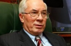 Уряд скасує деякі положення постанови про розширення платних послуг, - Азаров