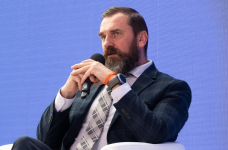 Учителі мають бути першими в черзі на підвищення зарплат, – міністр