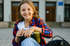 Петиція з вимогою збереження шкільної мережі стрімко набирає підписи