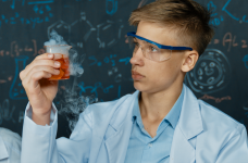 Хімія залишається аутсайдером вибору вступників до вишів