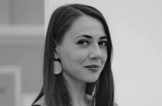 Як через жарти стирається повага до освіти, історії, критичного мислення