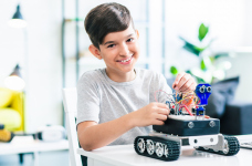 Робототехніка як терапія: як технологічні проєкти трансформують простір