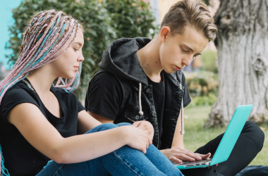 УЦОЯО: абсолютна більшість «зливів» завдань НМТ є здогадками