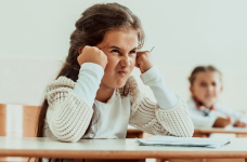 Омбудсмен пропонує розробити алгоритм дій у випадку булінгу вчителів