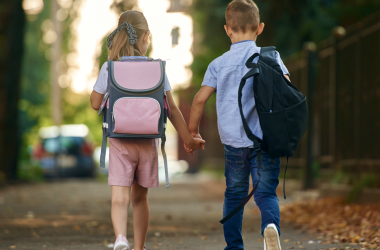 Батькам першокласників виплачуватимуть по 5 тисяч грн