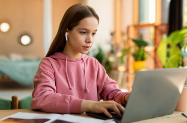 Яка вартість навчання в українських вишах: ціни на 2025/26 рік