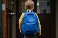 Майже 98 тисяч родин уже подали заяву на отримання «Пакунку школяра»