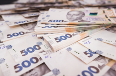 Зарплати вчителів впродовж наступного року зростуть на 50%, – проект бюджету