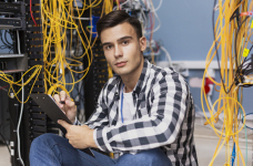 HUAWEI UKRAINE запрошує студентів до участі в Student Tech Challenge-2025