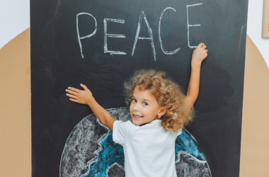 День миру: цікаві завдання для дошкільників та школярів