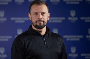 У ВР пропонують, щоб вчителі отримували «на руки» від 19 тисяч