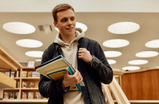 Студенти другого курсу наразі не отримали гранти на навчання