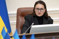 Бюджет-2026 передбачає підвищення зарплат учителям, – Свириденко